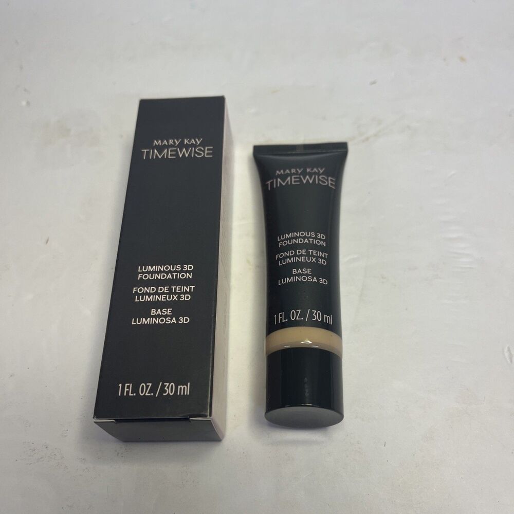 New In Box Mary Kay Timewise Luminous 3D Foundation Beige C 120 Full Size 100022
